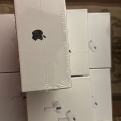 Apple AirPods Pro – Brand New (Sealed)