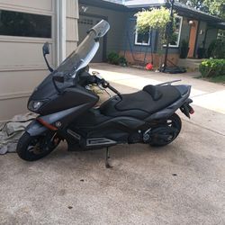 2015 Yamaha  Tmax