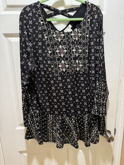 Black and White Long Sleeve Tunic