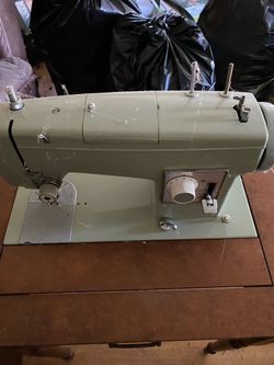 Vintage sewing machine make me an offer $$$$$