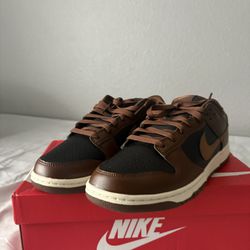 Nike dunks Size 9 1/2 Give Me An Offer 