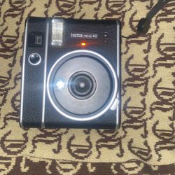 Fujifilm Instax Mini 40 Fuji Instant Film Camera