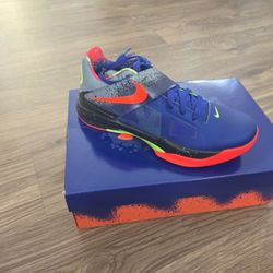 KD 4 NERF Nike ZOOM Size 8 Men's 