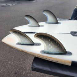 OVER 100 TERRAMAR SURFCO SURFBOARD FINS..DEMOS, SCRATCH AND DENT STARTING AT $39