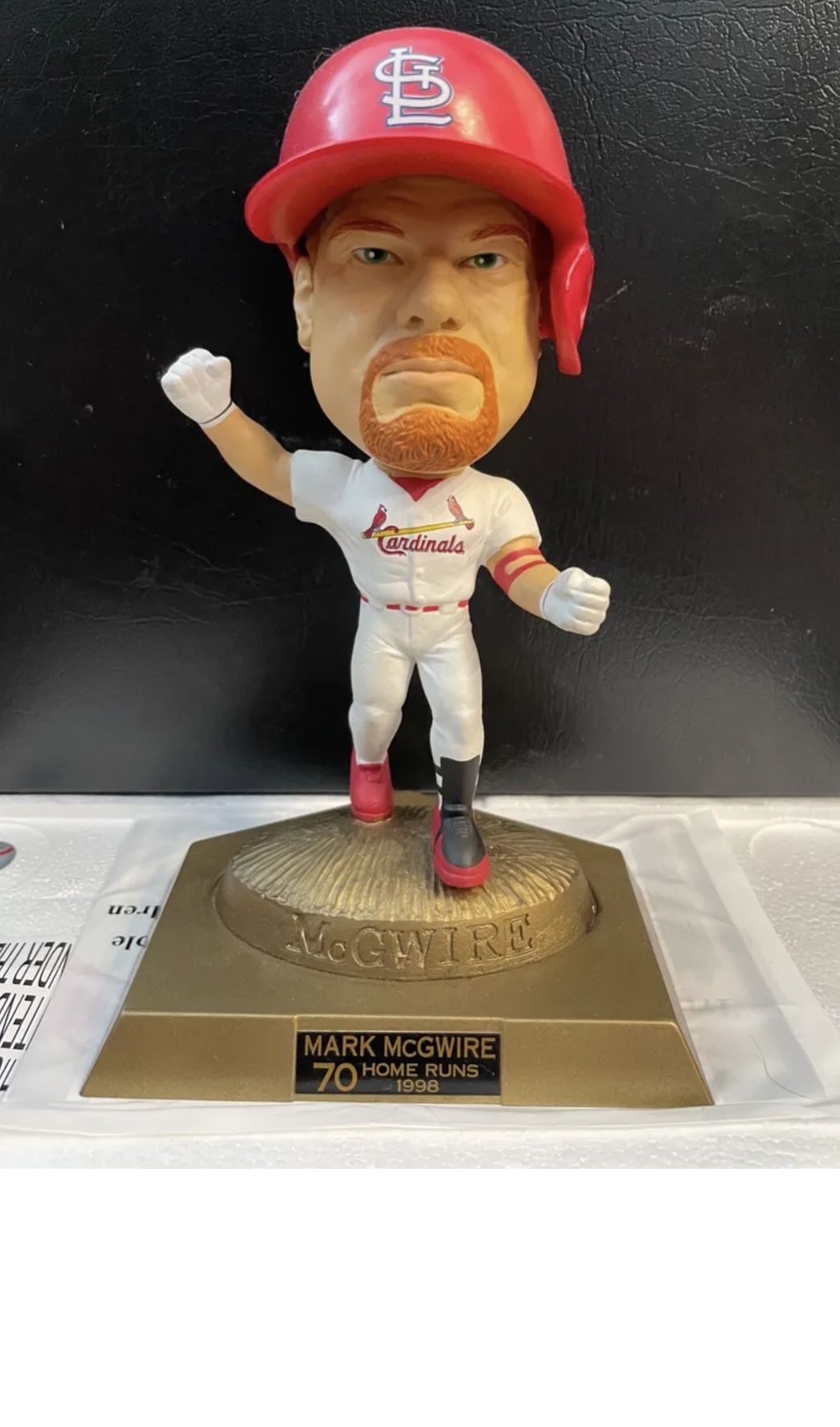 Mark McGwire 70 Home Runs 1998 Statue Big Head St. Louis Cardinals