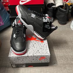 Air Jordan Retro 4 Size 10.5