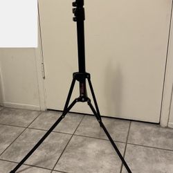 PHOTOFLEX LS-2210 PROFESSIONAL PHOTO/VIDEO LIGHT STAND/TRIPOD Gear