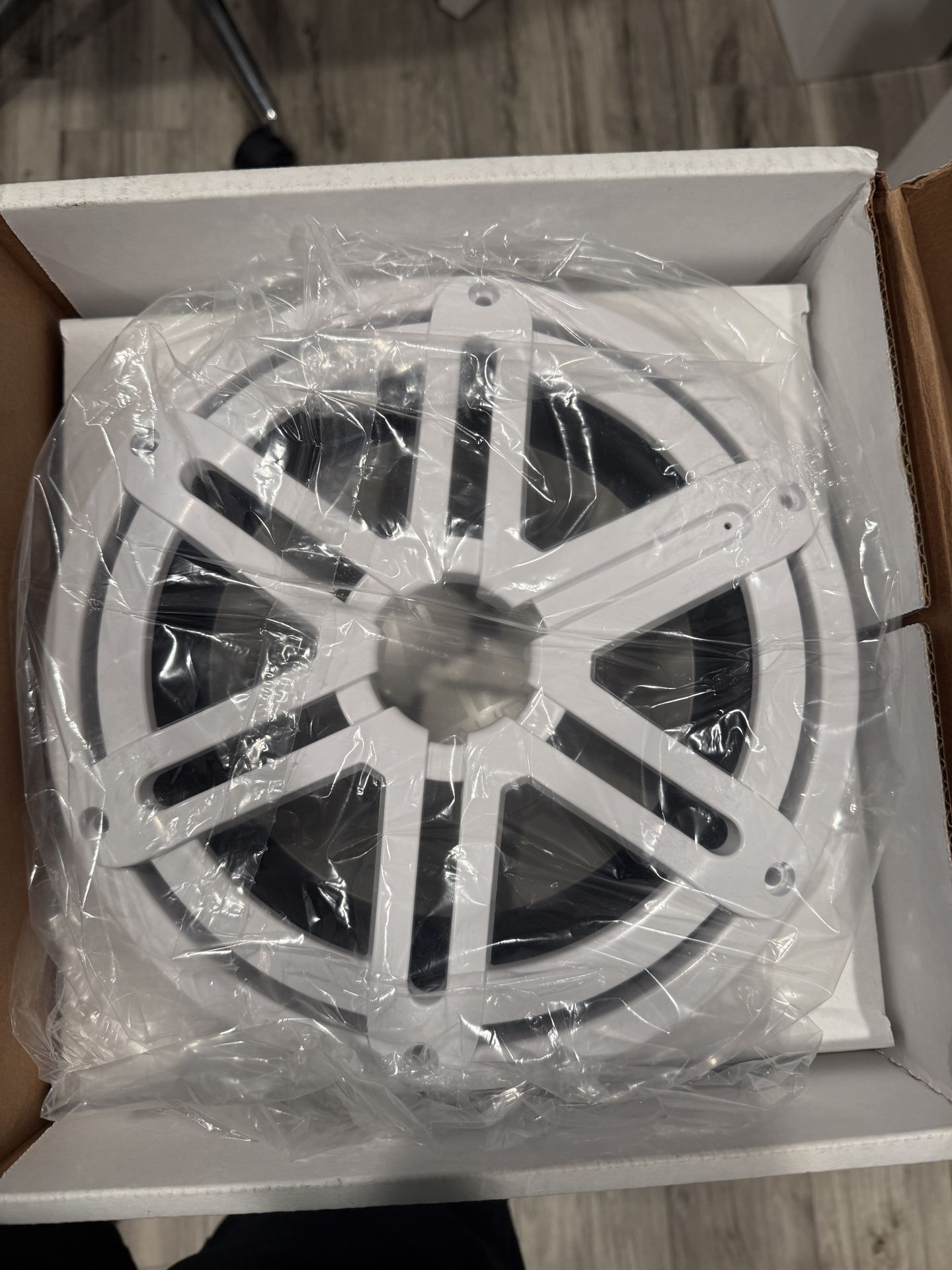 M10 JL Audio Marine Subwoofer 10 Inch (New)