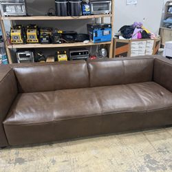 Molise 71'' Leather Sofa