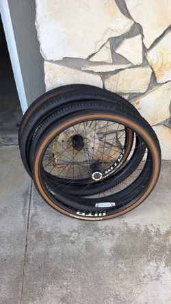 27.5 Road and MTB wheels and tires
