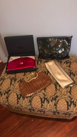 4clutches Leather Or https://offerup.com/redirect/?o=U2F0aW4uTmV3.Vintage