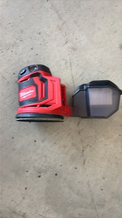 Milwaukee m18 orbital sander