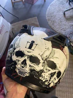 Icon Motorcycle Helmet for Sale in Atwater, CA - OfferUp