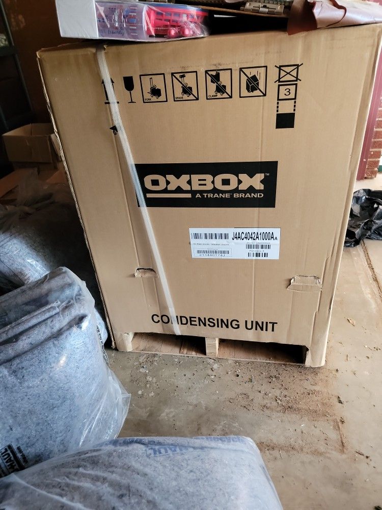 Brand NEW Oxbox High EFFICIENCY 3.5 Ton 42,000 BTU Air Conditioner
