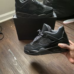 Jordan 4 Black Cat