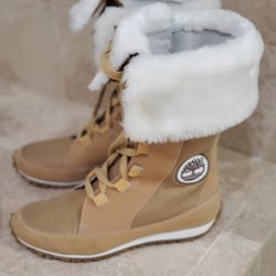 Timberland Boots(Female)