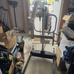 Electric Hoyer lift