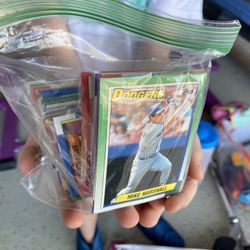 Baseball cards (150) - Topps brand, vintage 1980s
