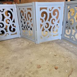 Small 4 panel divider