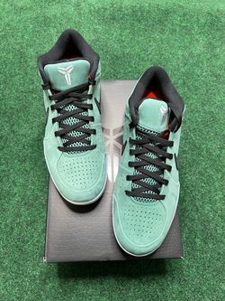 Kobe 4 girl dad