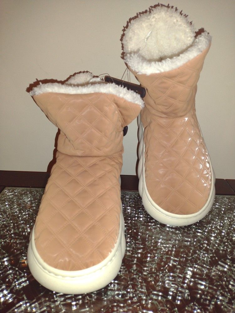 Tan Cloud Booties