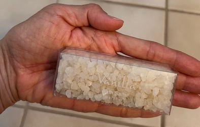 Brand New Vanilla Bath Salts