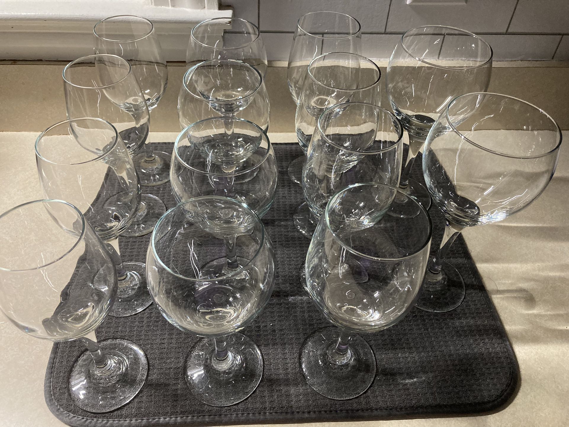14 Brand New Wine Glasses
