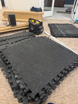 Rubber interlocking floor