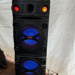 Ridgeway QS-10220 Dual 10” Bluetooth Rechargeable Speaker.