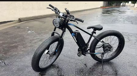 Wholesale Available Electric Bike , 26" x 4.0 Fat Tire Ebike, 500W (Peak 750W) 36V 10.4Ah Lithium Battery Electric Bicycle, 21-Speed, Up to 35 Miles