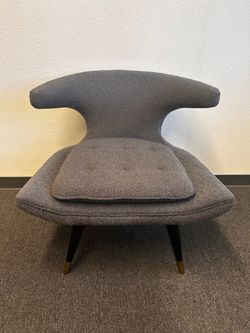 Lounge chair