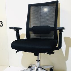Prestige Marrett Ergonomic Mesh & Fabric Swivel Office Chair Black & Chrome  $150