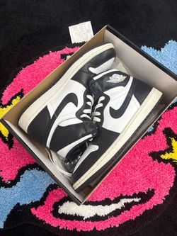 Jordan 1 Black/White 2014