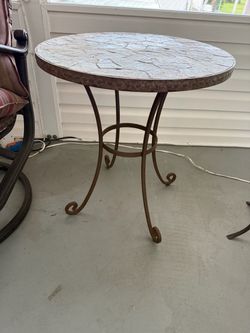 Heavy duty 22”iron w/rock surface table