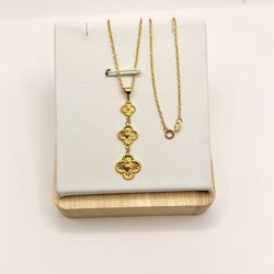 Real 18K Gold Triple Clover Necklace
