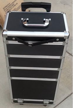 Portable stylist case
