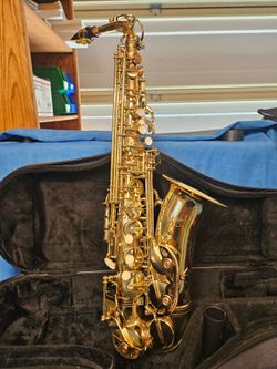 ETUDE ALTO SAXOPHONE WITH PADDED CASE