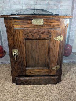 The Barn Furniture Solid Oak Ice Box End Table