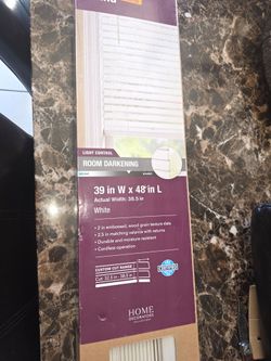 White Room Darkening Blinds 39x48