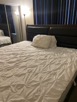 King Bed with Wood Padded Headboard