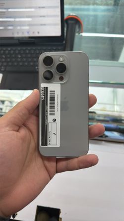 iPhone 15 pro 128gb(unlocked)