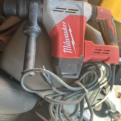 Milwaukee 1-9/16 in. SDS-Max Rotary Hammer