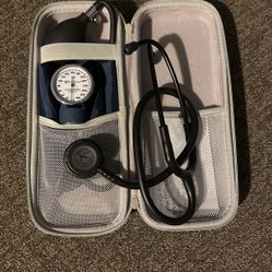 3M Littmann Classic III Monitoring Stethoscope, 5803, More Than 2X as Loud* and Weighs Less**, Stainless Steel Black-Finish