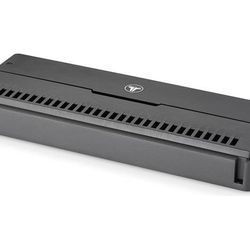 JL Audio RD1500/1
Mono subwoofer amplifier — 1,500 watts RMS x 1 at 2 ohms