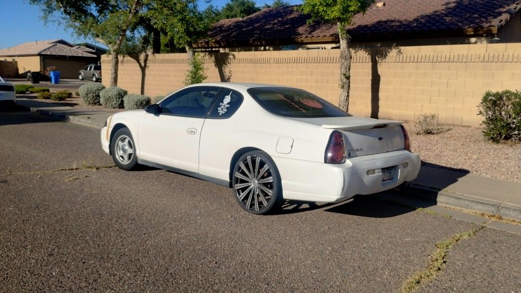 2005 Chevrolet Monte Carlo