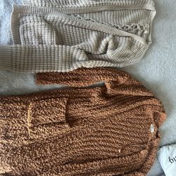 Women’s Sweaters And Cardigans 