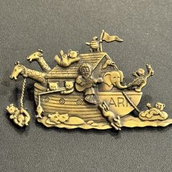 "JJ" Jonette Jewelry Bronze Tone 'NOAH'S ARK ~ Two by Two' Animals Pin 