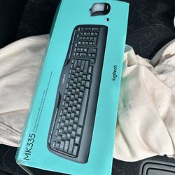 Logitech MK335 Wireless Keyboard with Mouse New