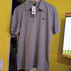 Playera. Adidas. Mediana