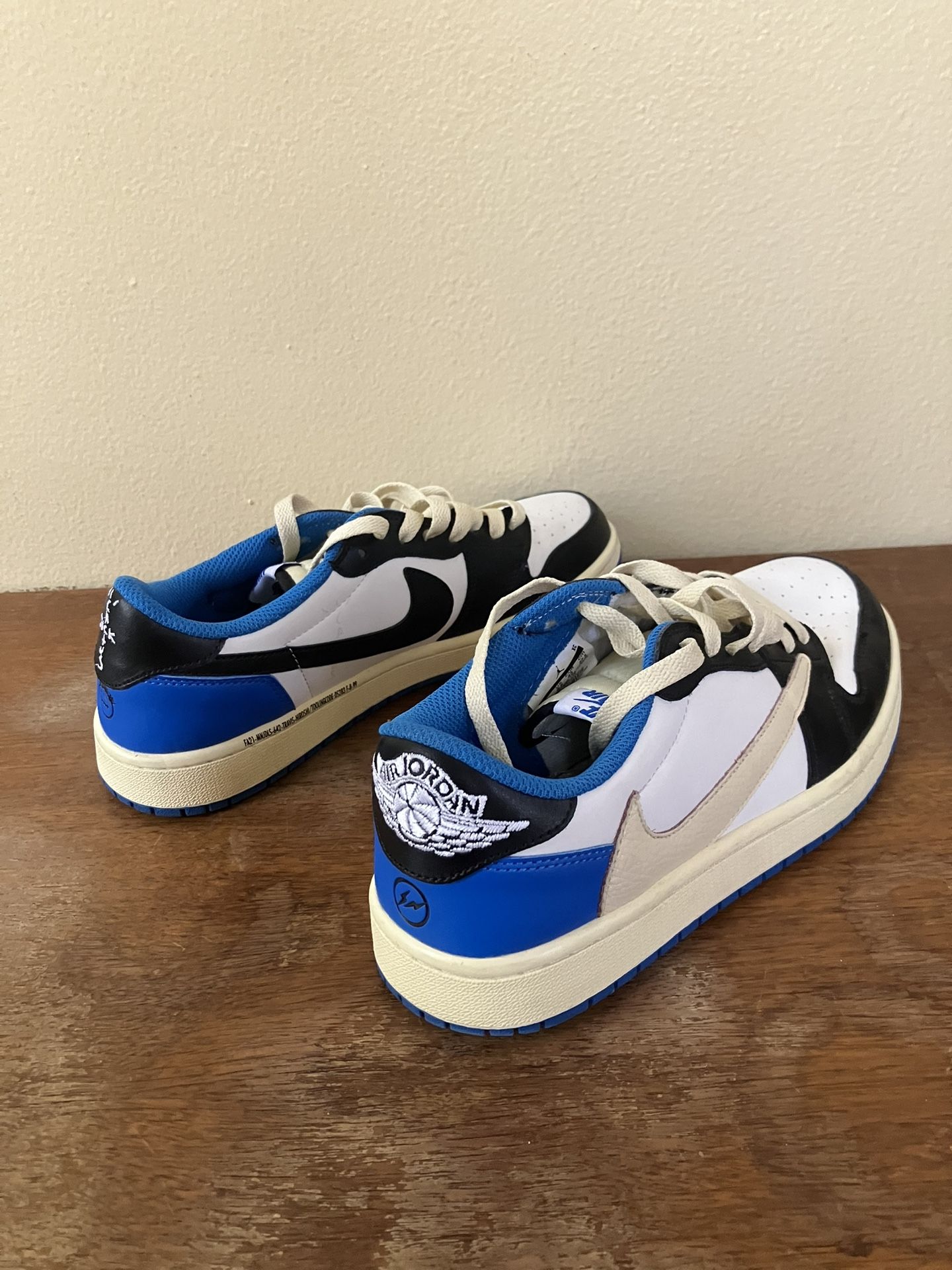 Fragment Design x Travis Scott x Air Jordan 1 OG Low